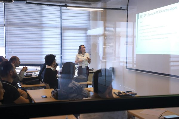 Transform Your Fitness Journey: The UK Trainer's Essential Guide to Supercharging Instagram Reels and Quick Workout Tips